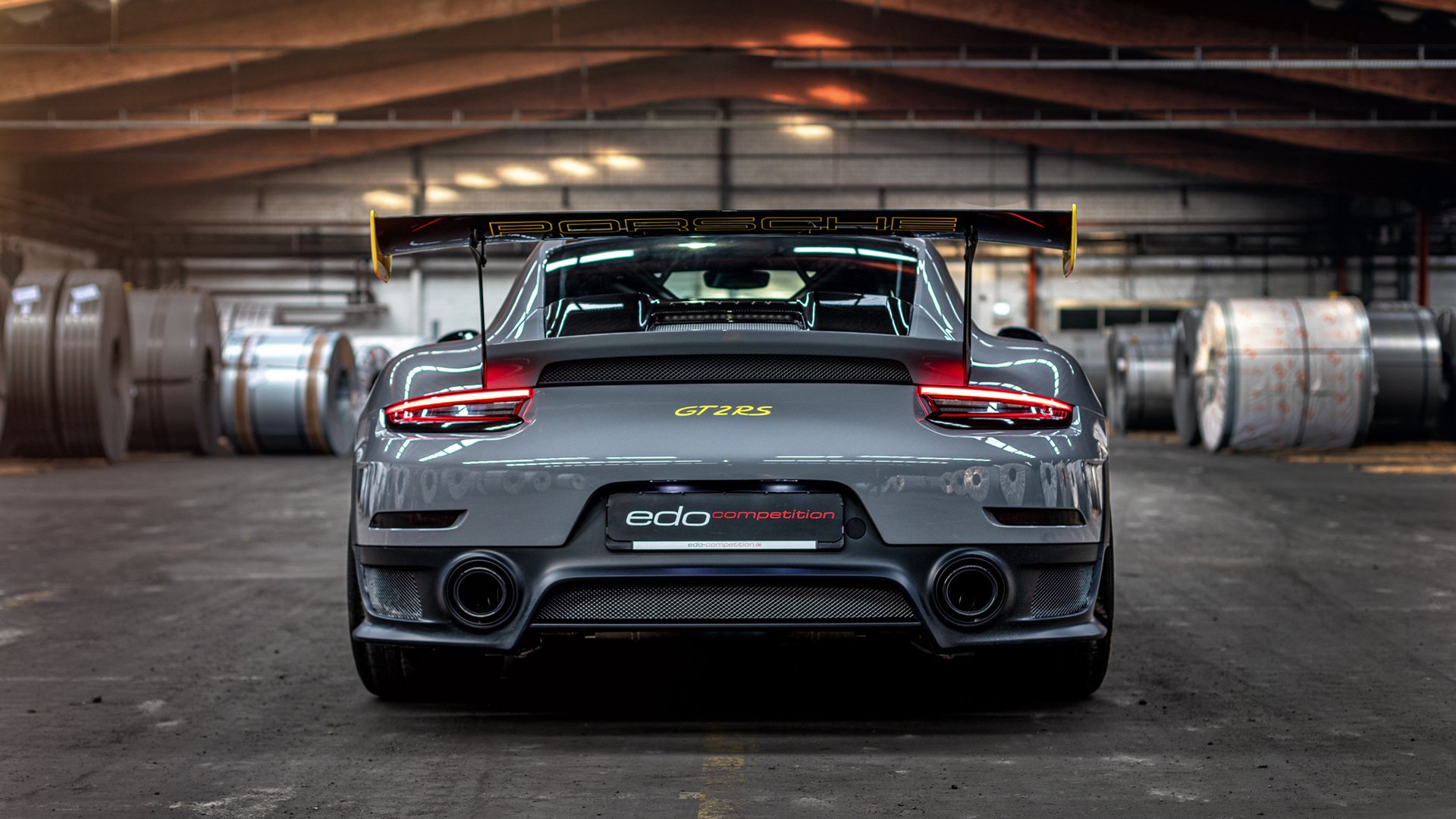 德甲裁判吹罚尺度变化对比赛节奏及犯规趋势影响,足球吹裁判是什么意思