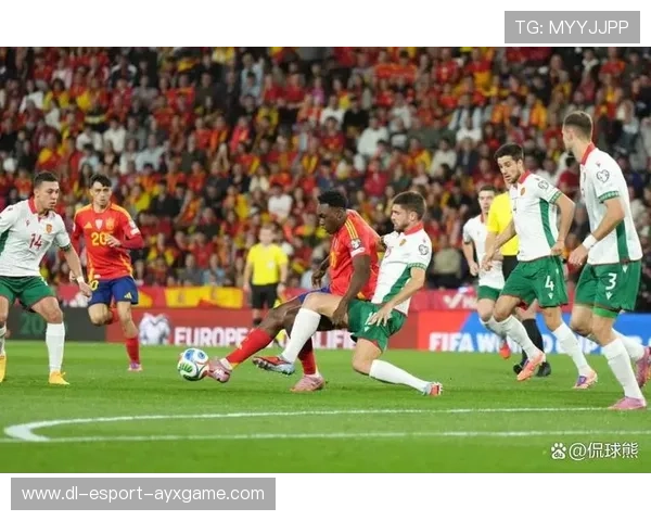 足球南美杯倒地铲射破门震撼全场：一段传奇的回响